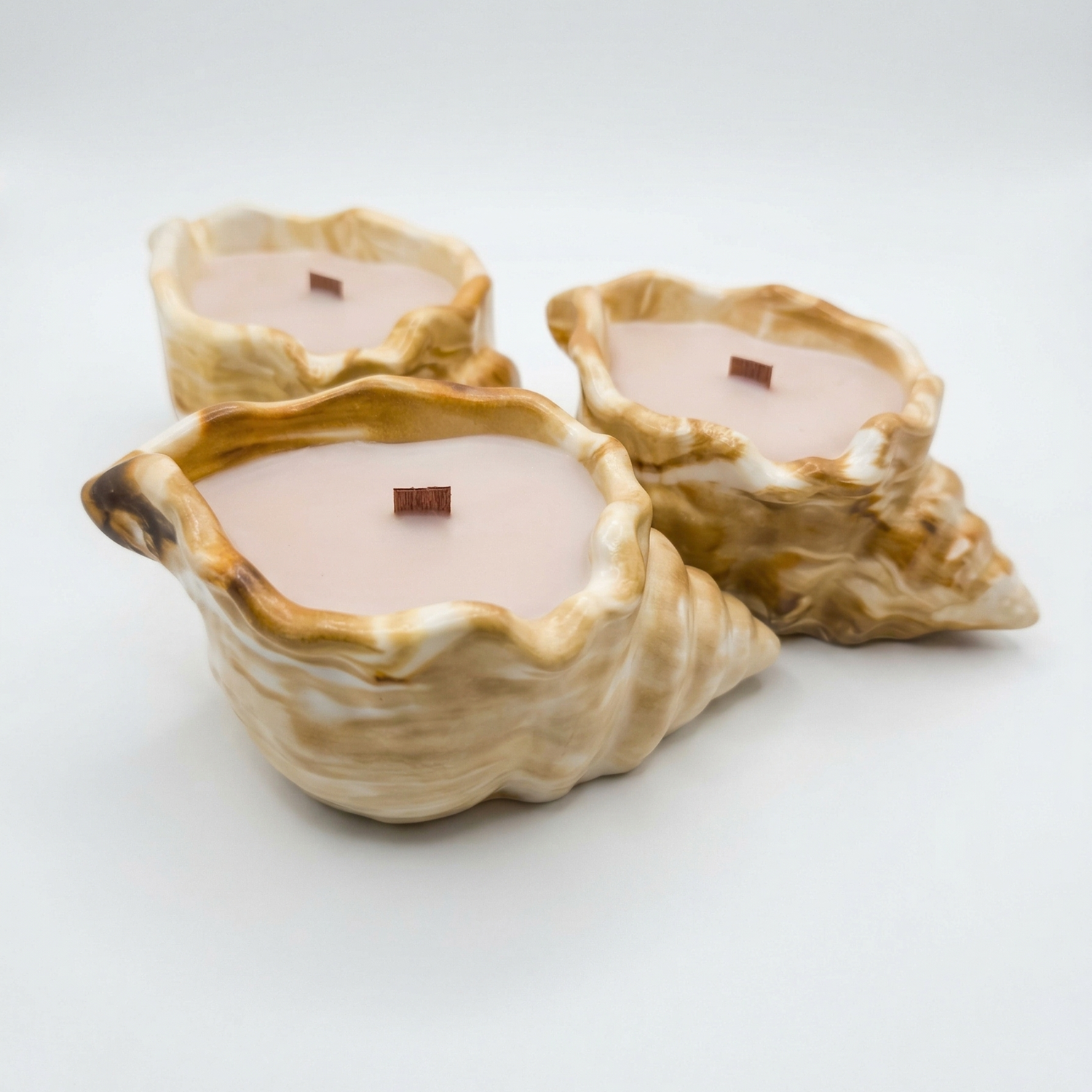 Pink Tide Candle - Pink / White / Gold / Eucalyptus, Camphor