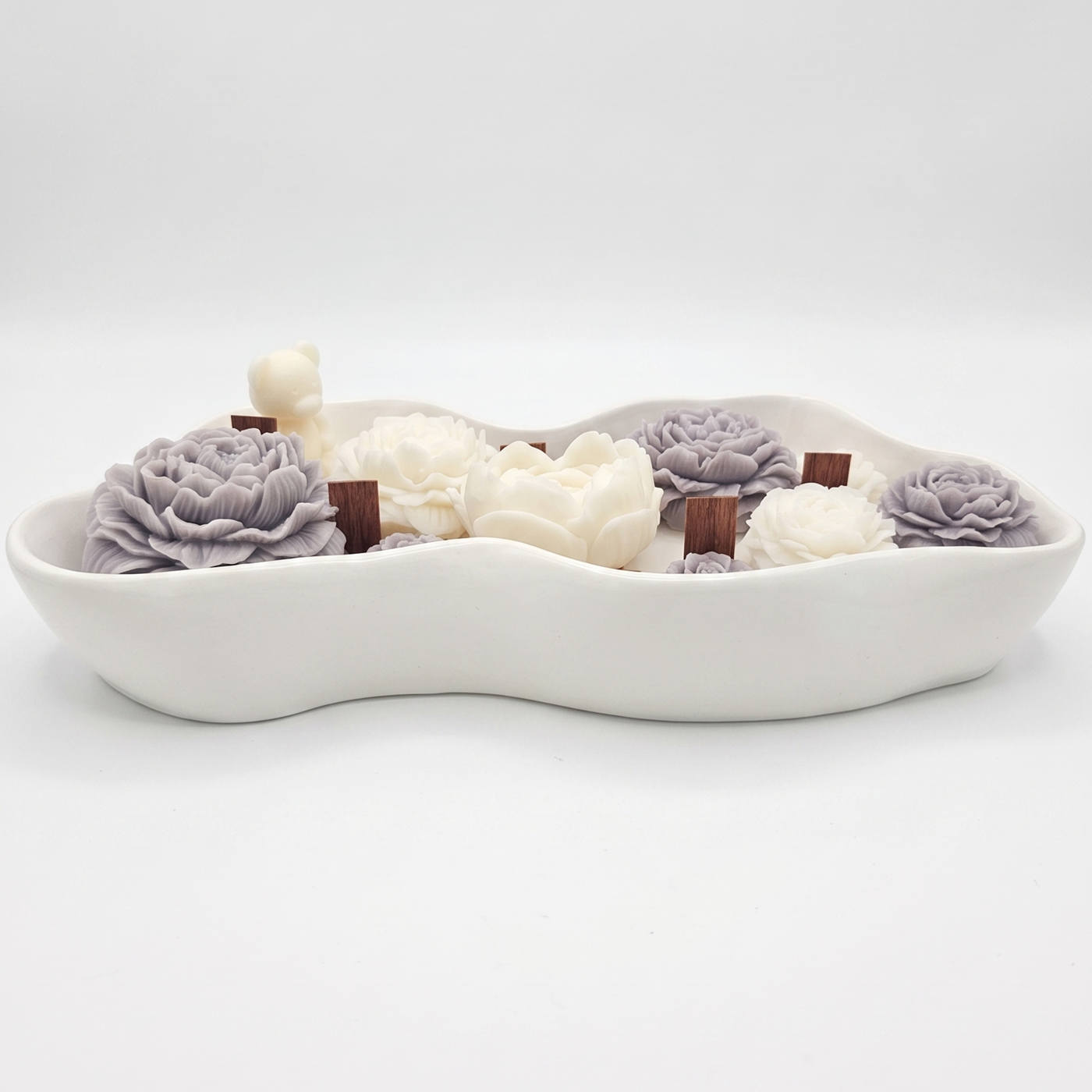 Blooming Cloud Candle - White / Pink / Paris