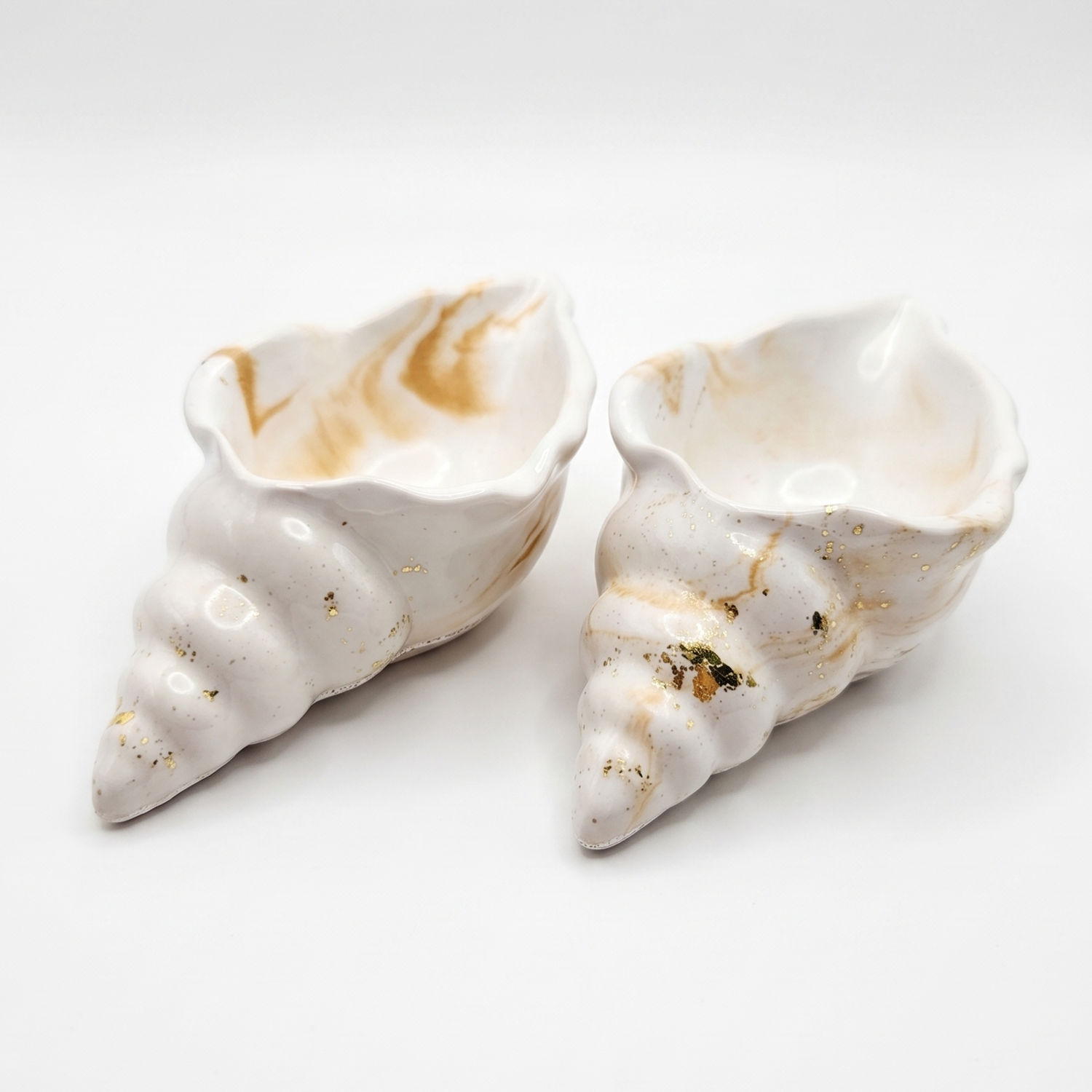 Aura Container - White / Gold