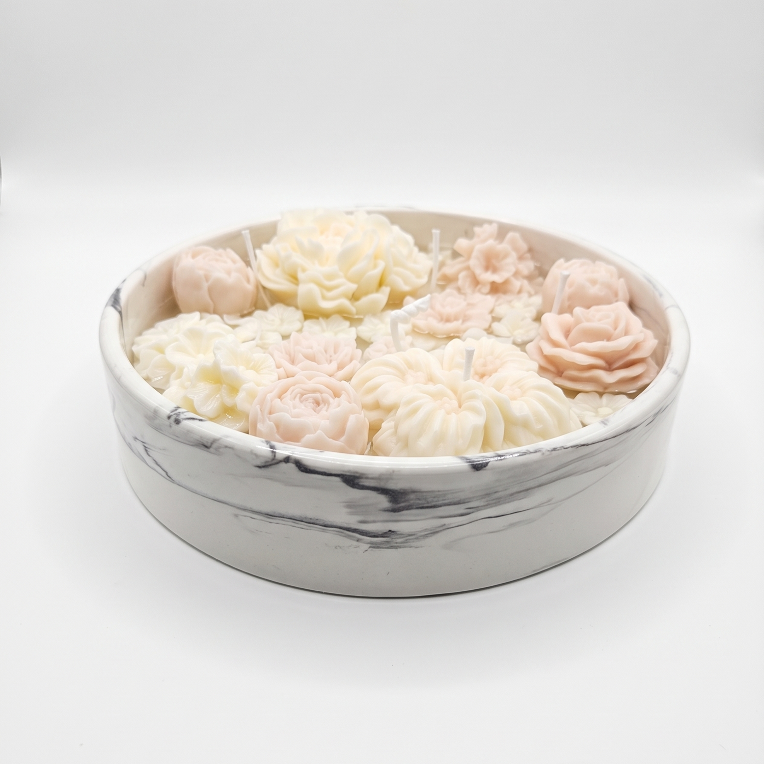 Butterfly Dream Candle - White / Silver / Lime, Basil, Mandarin