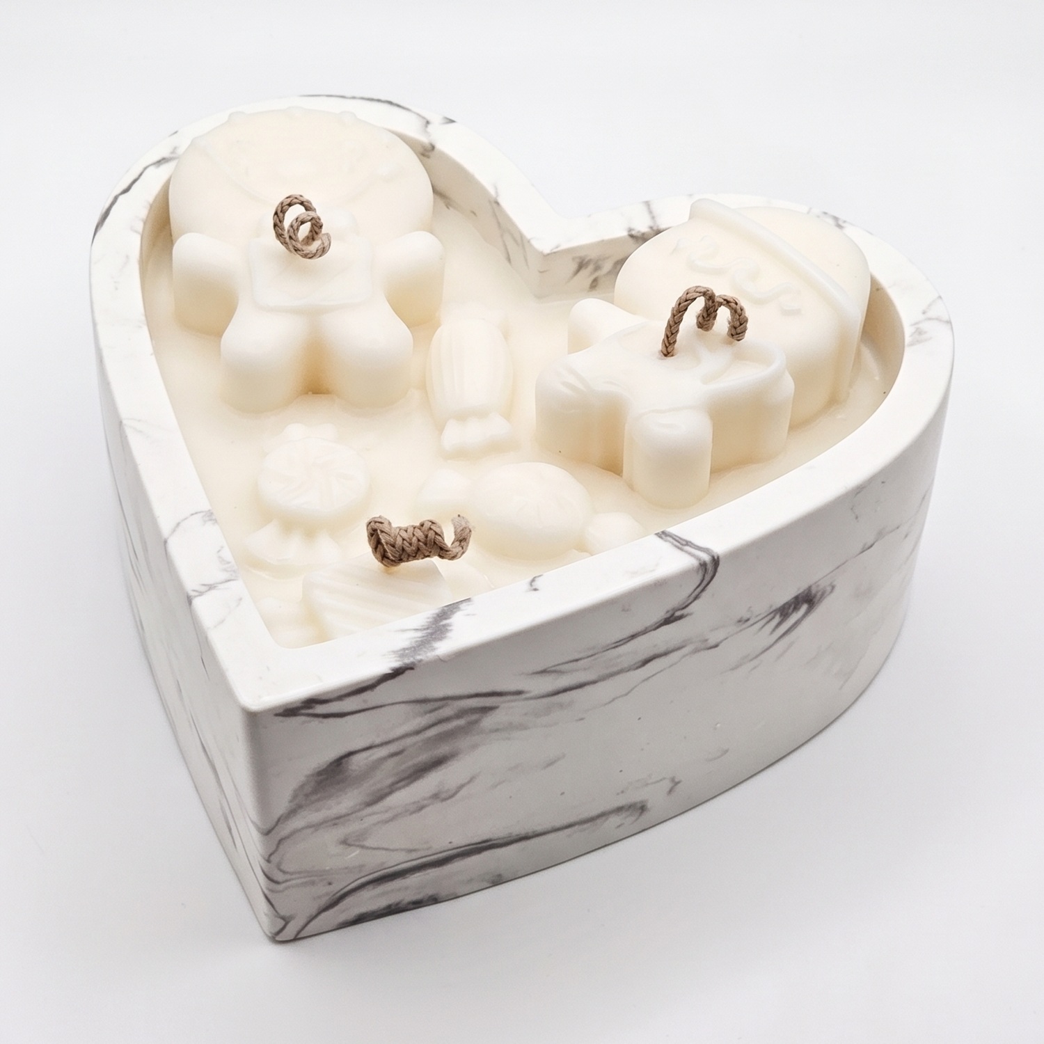 Candle Winter Gingerbread - White / Silver / Winter Magic
