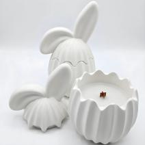 Uško Candle - White/Coconut Island