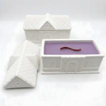 Large House Candle - White / Lavender