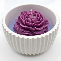 Lavender Dream Candle - White / Purple / Lavender