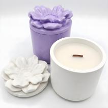 Lota Candle - White / Apple Strudel