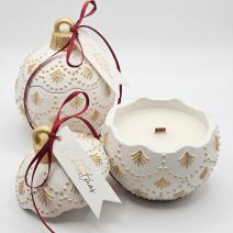Christmas Bauble Enchanted Candle - White / Gold / Winter Magic